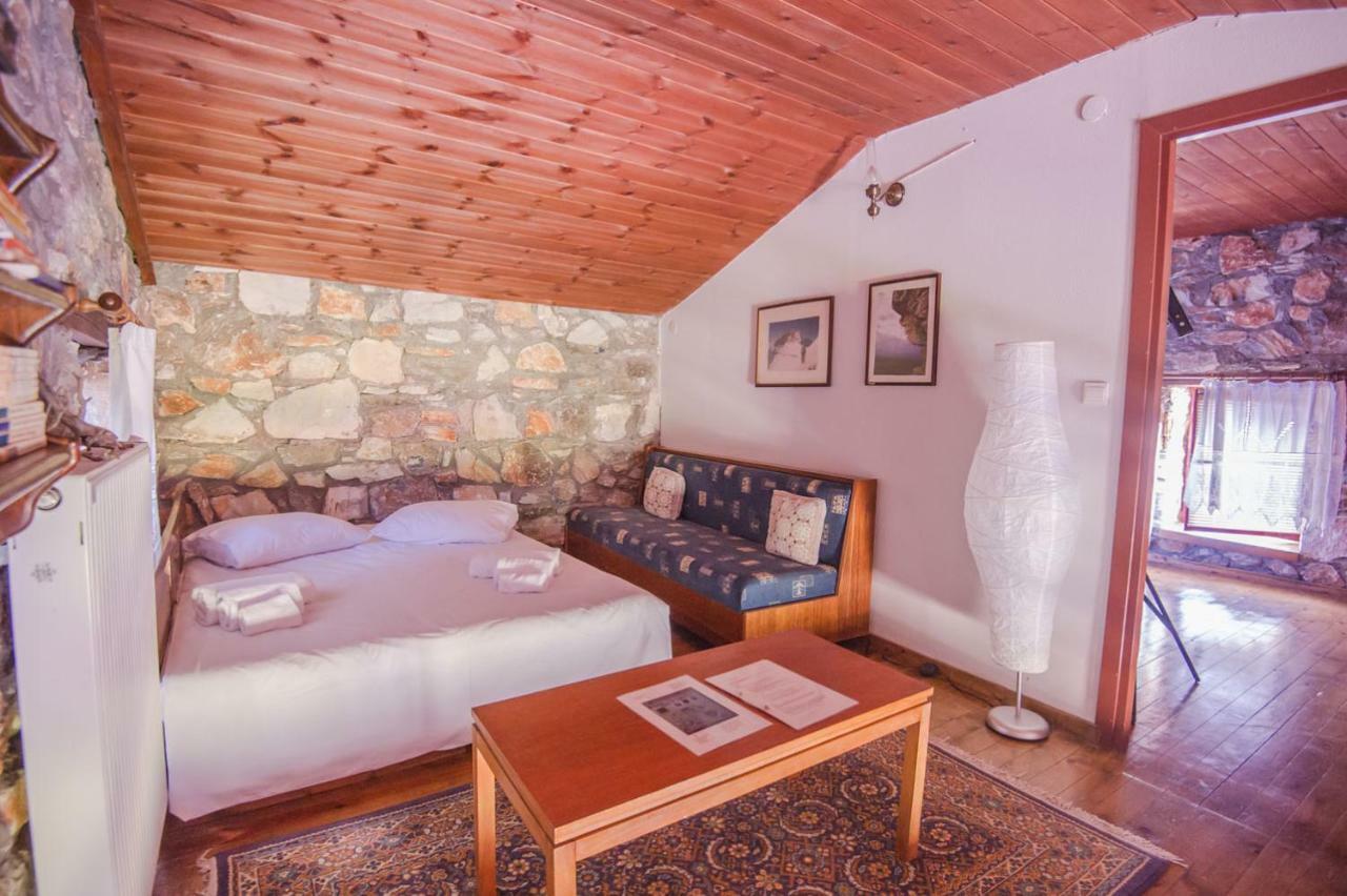 Stonehouse 2 Bedroom Chalet On Olympus Amazing View Petra  Exterior foto