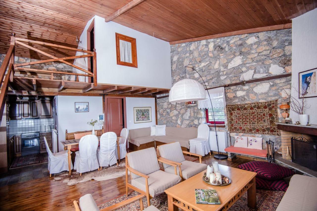 Stonehouse 2 Bedroom Chalet On Olympus Amazing View Petra  Exterior foto